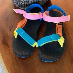 Teva Women’s Multicolor Sandal Sz 7